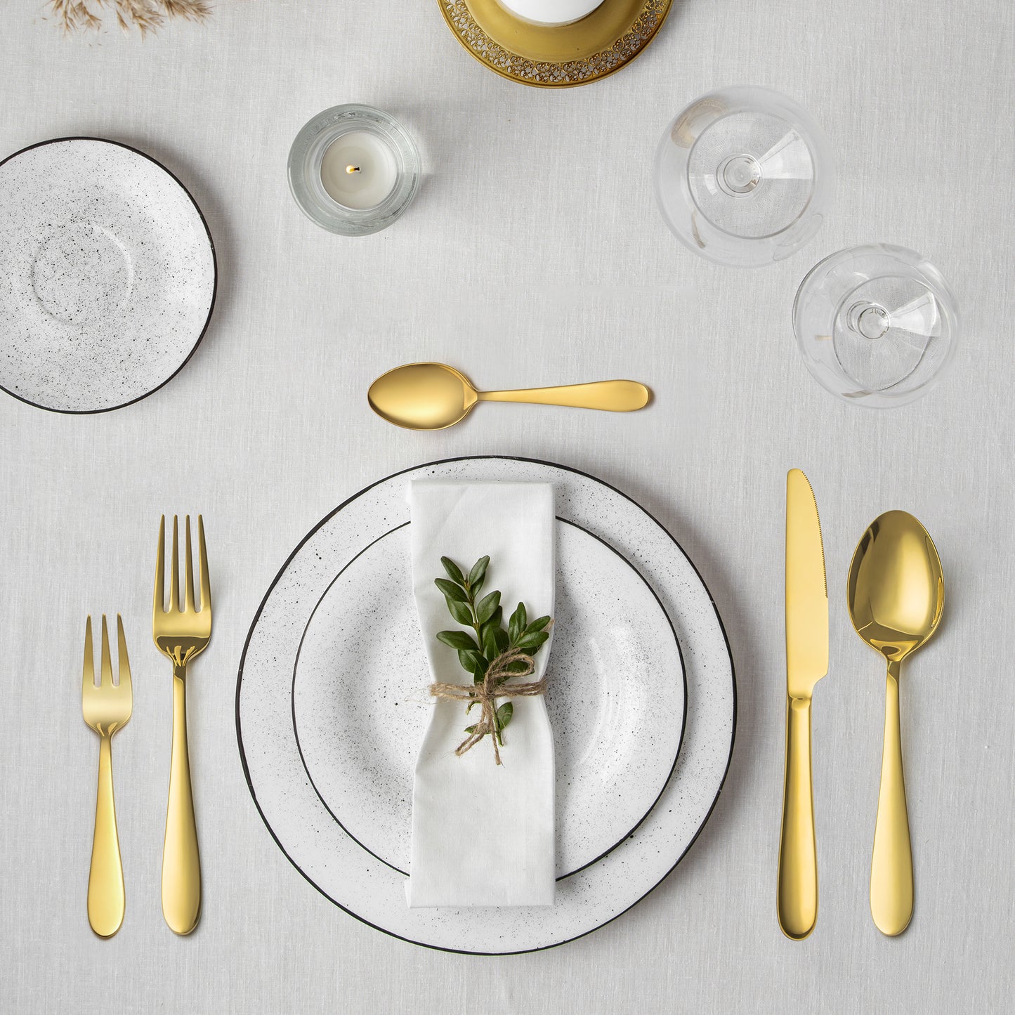KH2000 Mirror-Finish Electroplated Gold Flatware Set