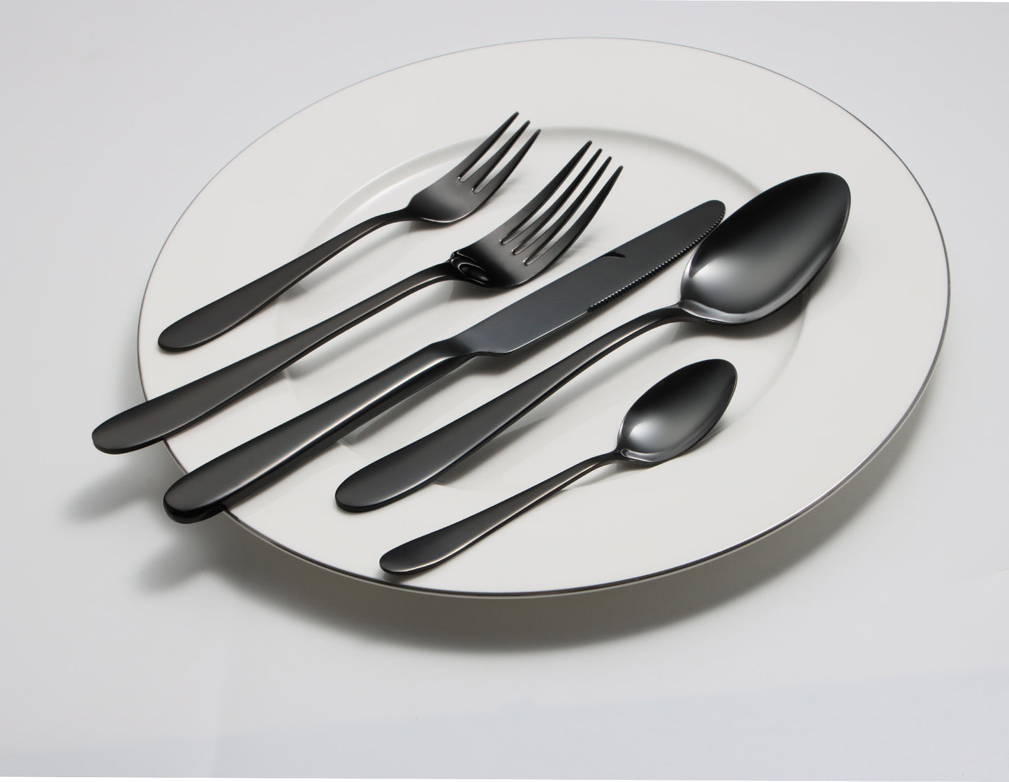 Mirror-Finish Electroplated Black Flatware Set