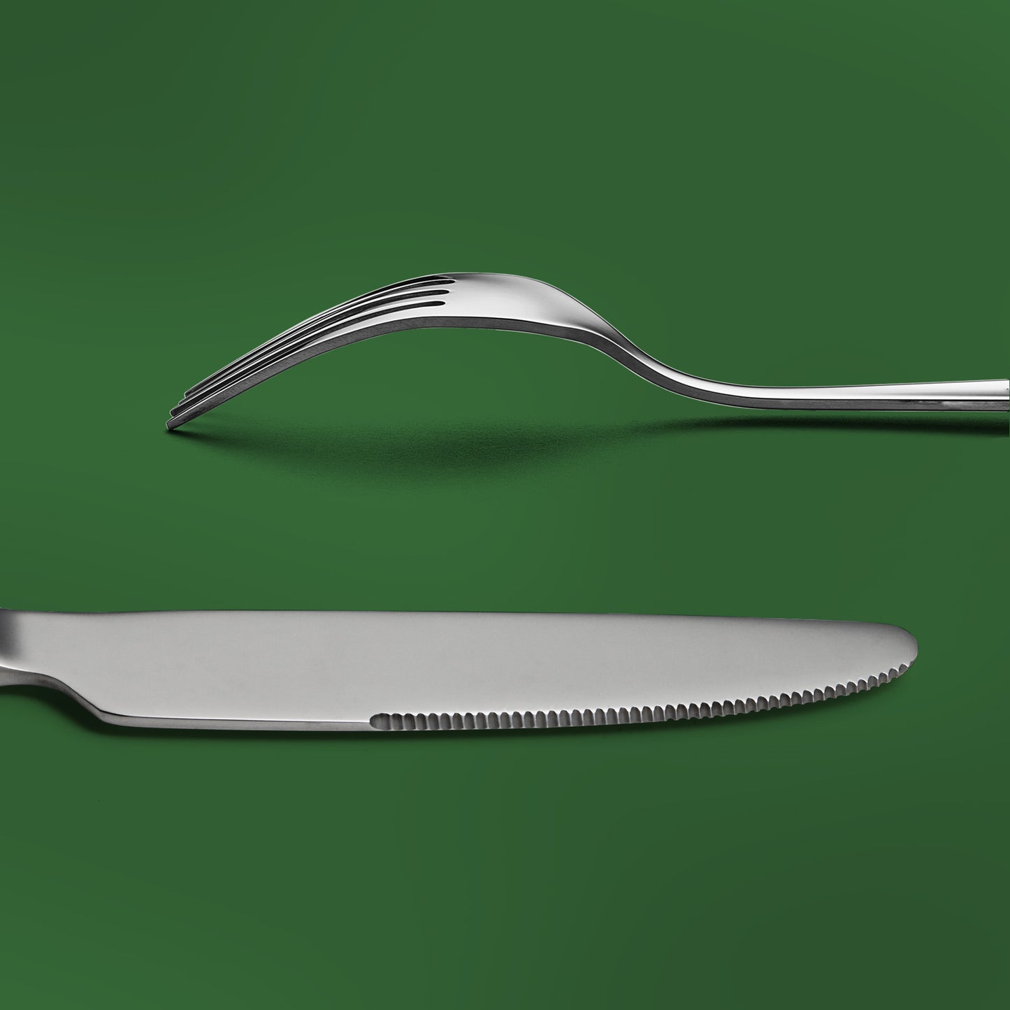 KH2000 Mirror-Finish Flatware Set