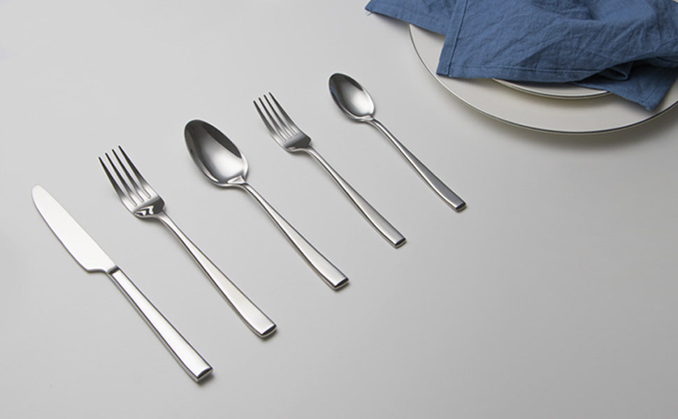 Slanted Mirror-Finish Flatware Set